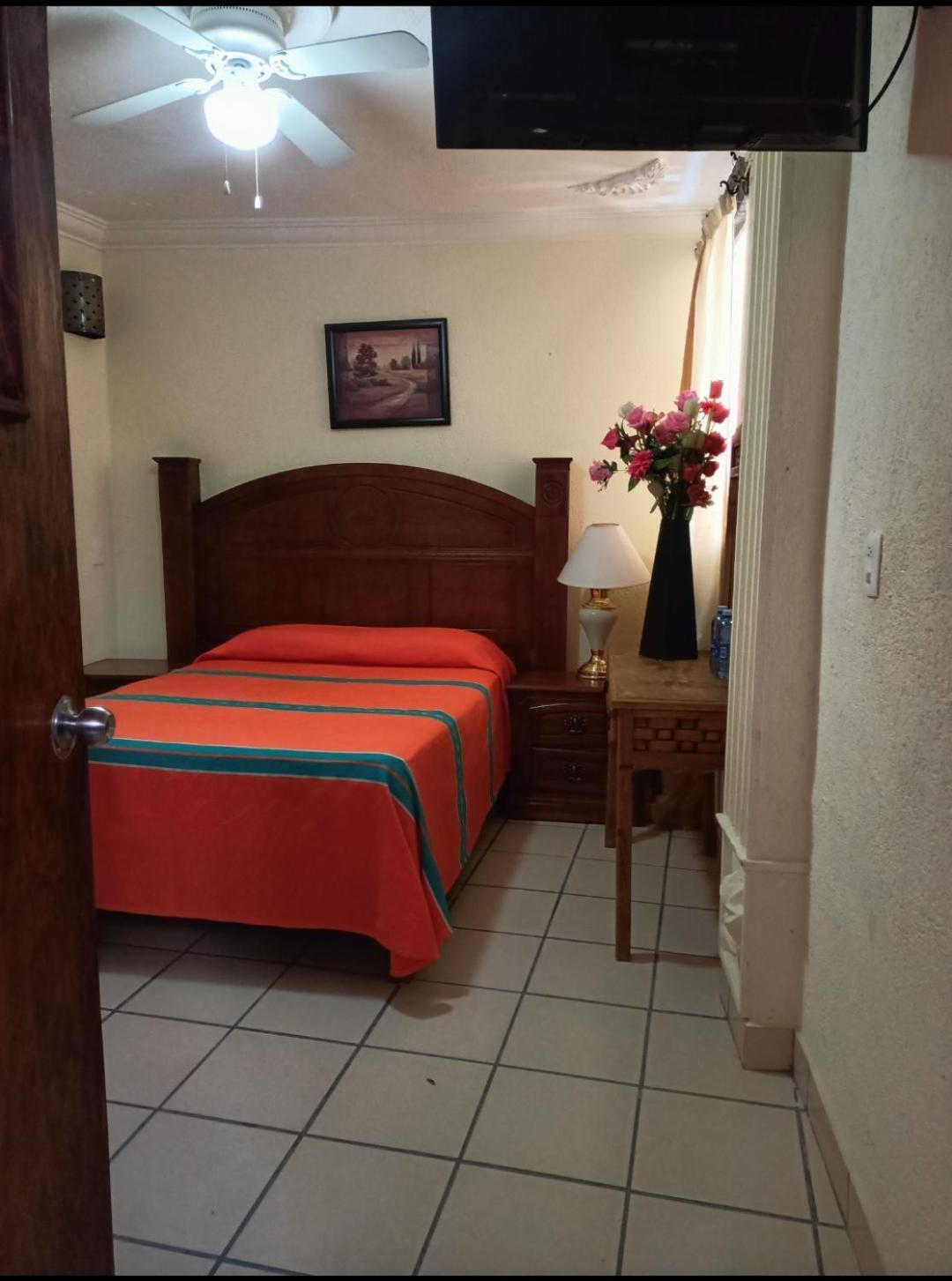 Hotel Posada de la Conspiración Dolores Hidalgo Habitación foto